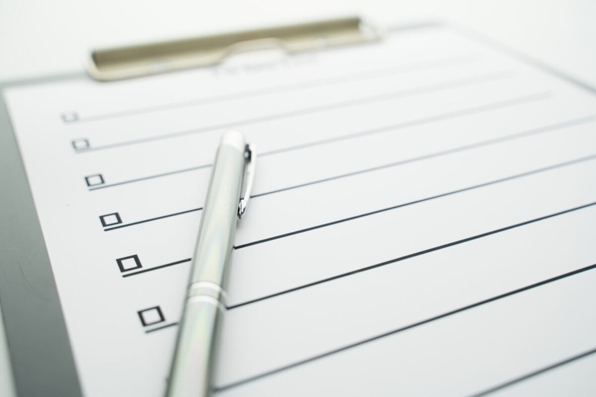 肝斑やシミは専門医の治療がおすすめ